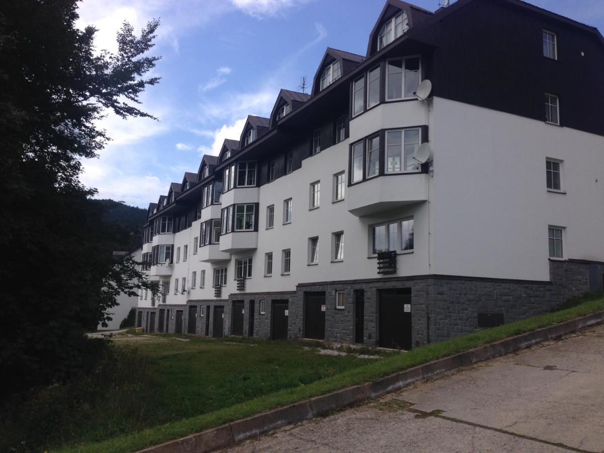 Apartments Monika Špindlerŭv Mlýn Buitenkant foto